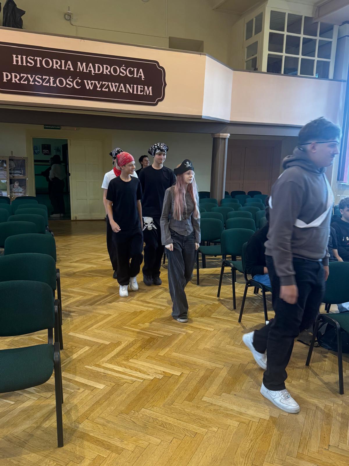 otrzęsiny