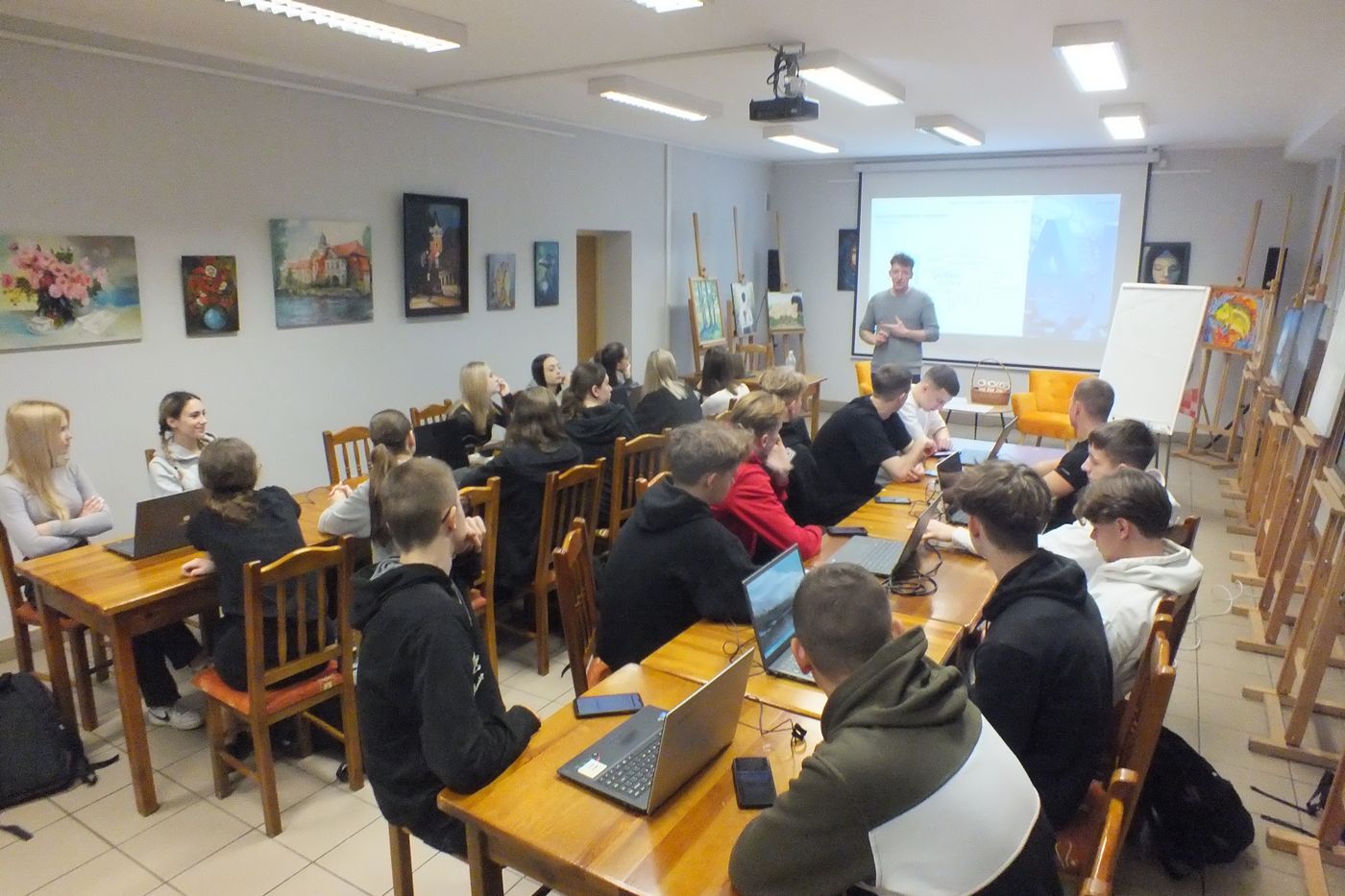 Warsztaty z cyklu „Książka jest cool”.