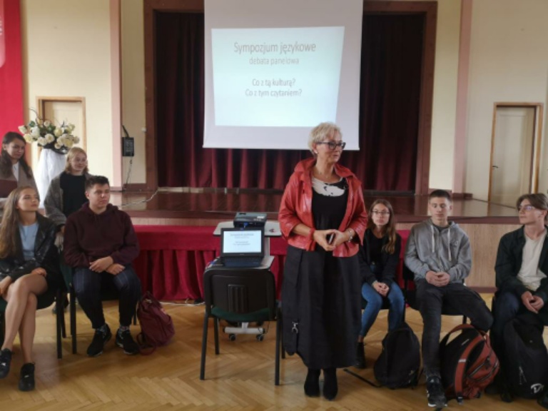 VIII Sympozjum językowe.